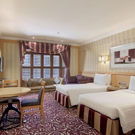 Hotel Makkah Towers La La Mecca Esterno foto A room at the hotel