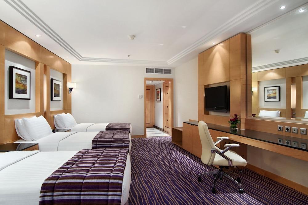 Hotel Makkah Towers La La Mecca Esterno foto A room at the hotel