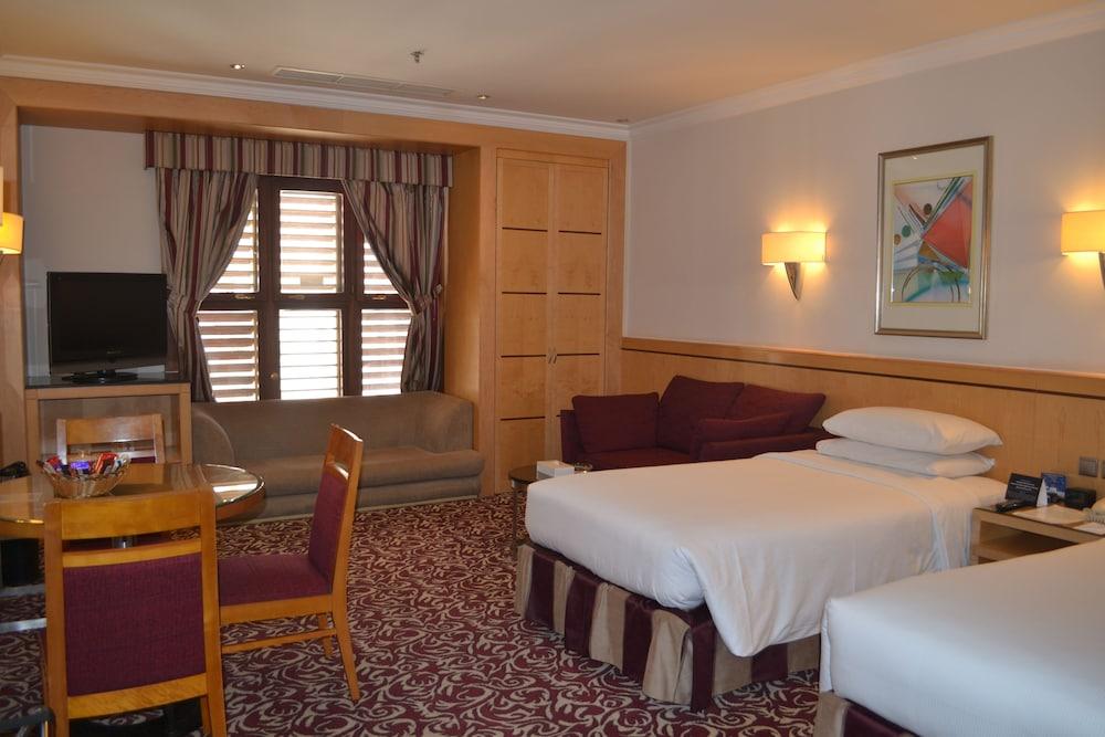 Hotel Makkah Towers La La Mecca Esterno foto A room at the hotel