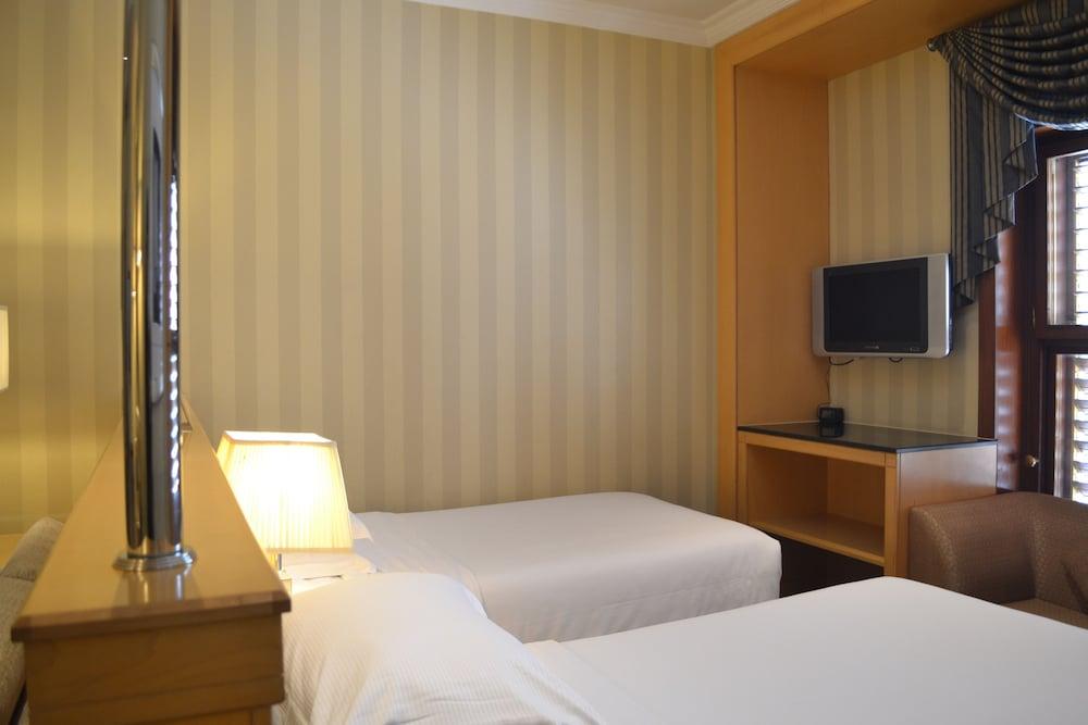 Hotel Makkah Towers La La Mecca Esterno foto A room at the hotel