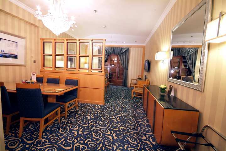 Hotel Makkah Towers La La Mecca Esterno foto A suite at the hotel