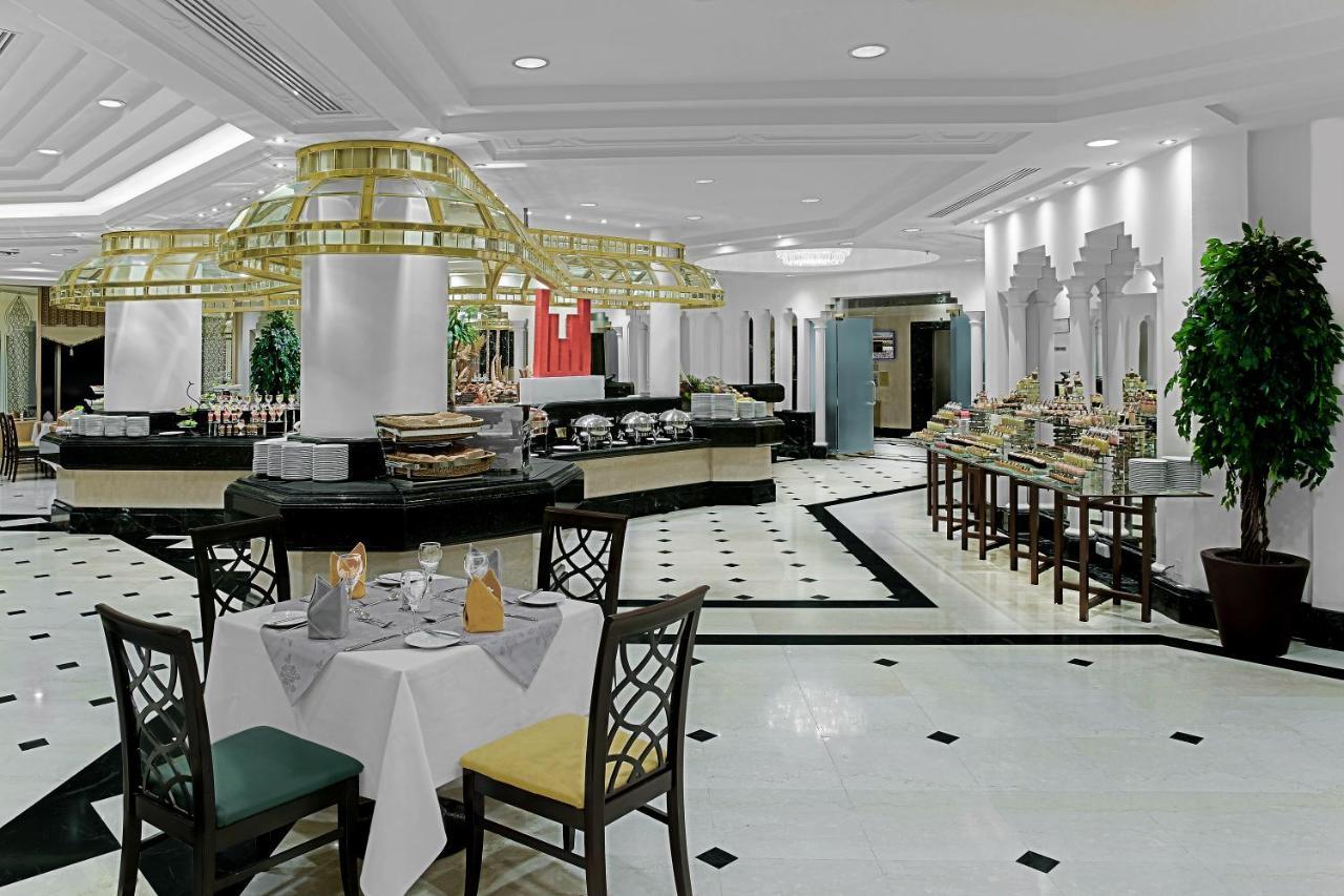 Hotel Makkah Towers La La Mecca Esterno foto The hotel's restaurant