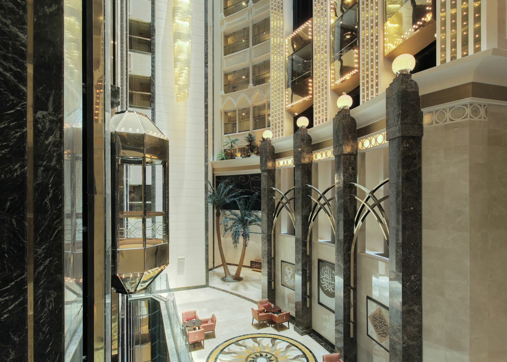 Hotel Makkah Towers La La Mecca Esterno foto The hotel's lobby