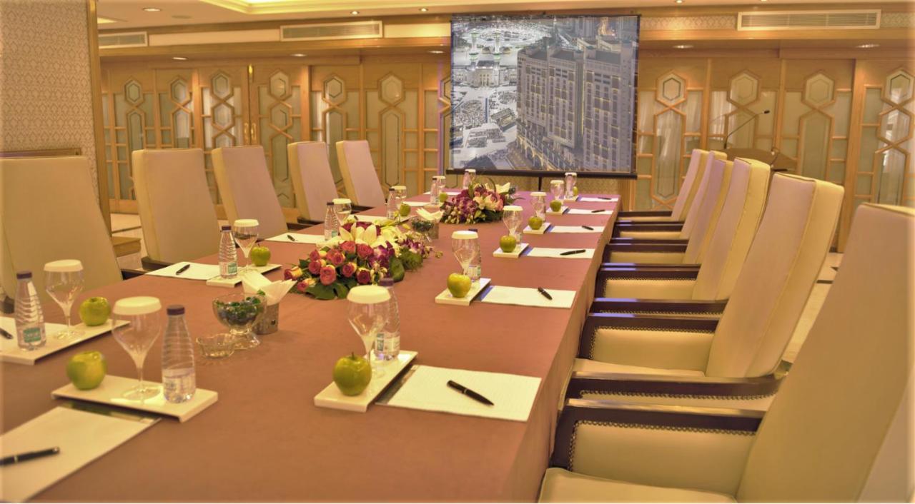 Hotel Makkah Towers La La Mecca Esterno foto The meeting room of the hotel